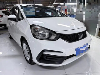 2023 Honda Fit IV Рестайлинг, белый, 1050077 рублей, вид 3