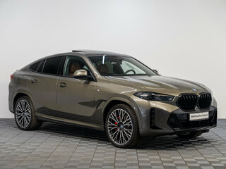 2026 BMW X6 40d III (G06) Рестайлинг, зелёный, 17990000 рублей, вид 3