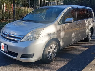 2009 Toyota ISis I Рестайлинг, серебристый, 1299000 рублей, вид 3