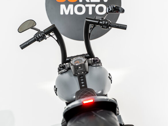 2020 Harley-Davidson Fat Boy, серебристый, 2650000 рублей - вид 8