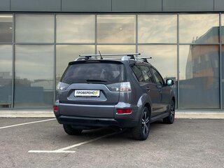 2010 Mitsubishi Outlander II Рестайлинг, серый, 590000 рублей, вид 4