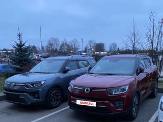2020 SsangYong Tivoli I Рестайлинг, пурпурный, 2400000 рублей, вид 4