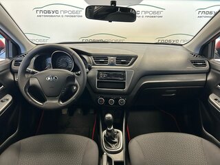 2016 Kia Rio III Рестайлинг, красный, 950000 рублей, вид 4