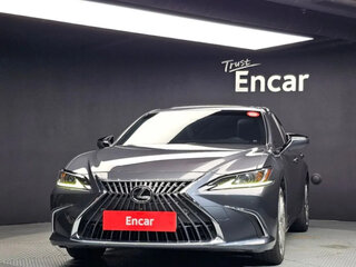 2023 Lexus ES 200 VII Рестайлинг, серый, 3157000 рублей, вид 2