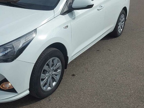 2020 Hyundai Solaris II Рестайлинг, белый, 1189000 рублей - вид 5