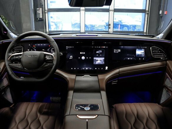 2025 Exeed VX I Рестайлинг, синий, 5230000 рублей - вид 25