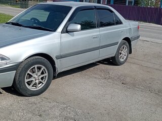 1997 Toyota Carina VII (T210), серый, 350000 рублей, вид 1