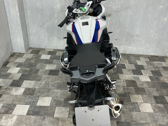 2016 BMW R 1200 RS, белый, 885000 рублей - вид 12