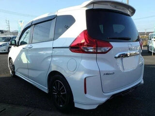 2018 Honda Freed II, белый, 1099000 рублей, вид 4