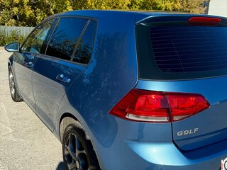 2013 Volkswagen Golf VII, голубой, 1150000 рублей, вид 3
