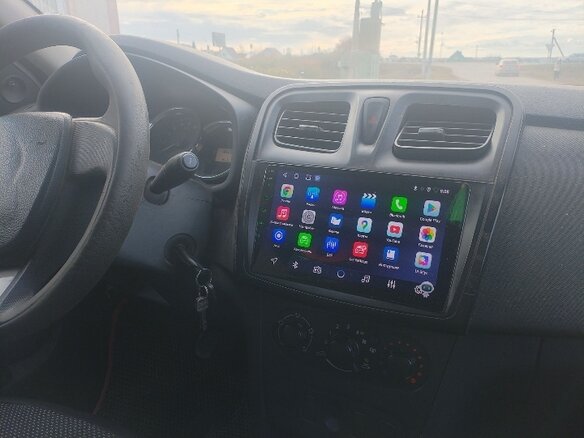 2016 Renault Logan II, белый, 550000 рублей - вид 1