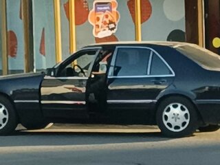 1994 Mercedes-Benz S-Класс 350 III (W140) Рестайлинг, синий, 650000 рублей, вид 4