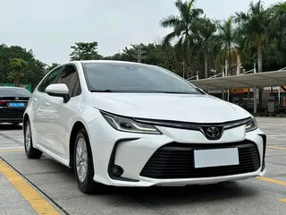 2022 Toyota Corolla XII (E210), белый, 1219000 рублей, вид 3