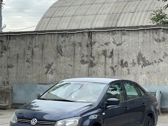 2010 Volkswagen Polo V, синий, 580000 рублей