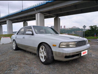 1993 Nissan Laurel VII (C34), серебристый, 1100000 рублей, вид 3