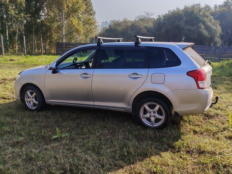 2013 Toyota Corolla Fielder XI (E160, E170, E180), серый, 1130000 рублей, вид 1