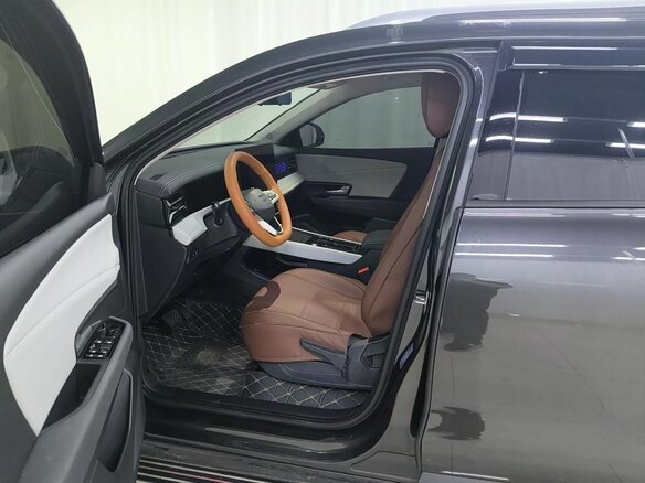 2026 Jetta VS8, чёрный, 1570000 рублей - вид 9