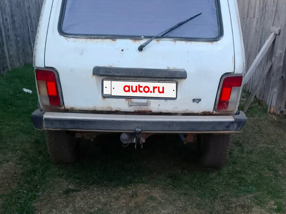 1995 Lada (ВАЗ) 2121 (4x4) I Рестайлинг, белый - вид 1