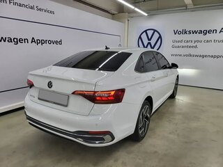 2022 Volkswagen Jetta VII Рестайлинг, белый, 2102000 рублей, вид 2