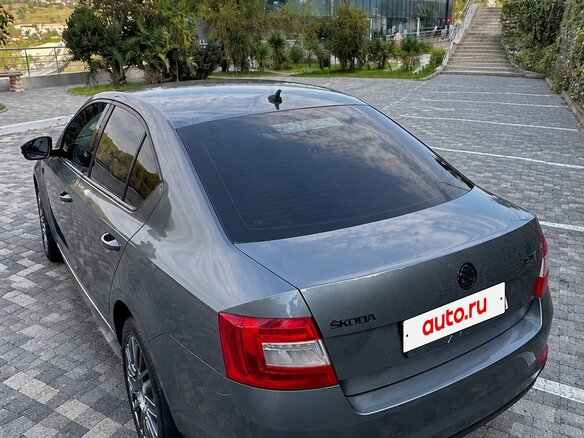 2015 Skoda Octavia III (A7), серый, 1250000 рублей - вид 3