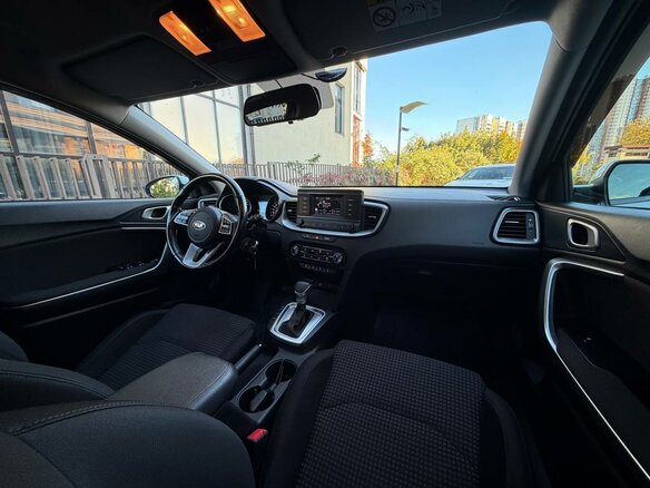2020 Kia Ceed III, белый - вид 24