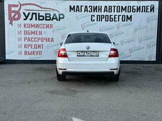 2018 Skoda Octavia III (A7) Рестайлинг, белый, 1180000 рублей, вид 5