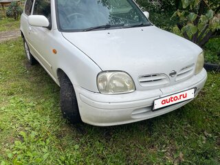 2001 Nissan March II (K11), белый, 95000 рублей, вид 1