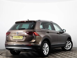2018 Volkswagen Tiguan II, коричневый, 3139000 рублей, вид 4