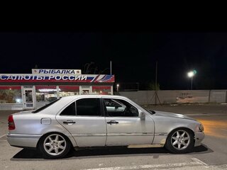 1996 Mercedes-Benz C-Класс 180 I (W202), серебристый, 130000 рублей, вид 2