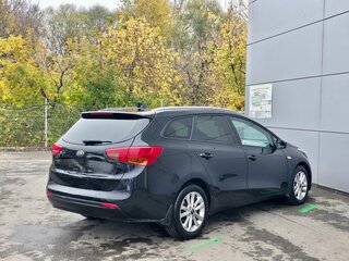 2017 Kia Ceed II Рестайлинг, чёрный, 849000 рублей, вид 4