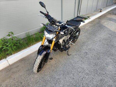 2015 Yamaha MT-09 (FZ-09), чёрный, 680000 рублей, вид 2