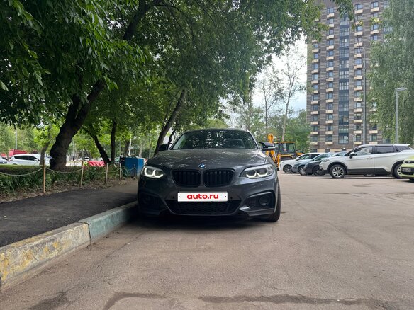2013 BMW 2 серии 220i F22, серебристый, 1800000 рублей - вид 1