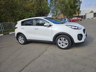 2018 Kia Sportage IV, белый, 1900000 рублей, вид 2