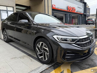 2022 Volkswagen Sagitar III Рестайлинг, серый, 1840000 рублей, вид 2