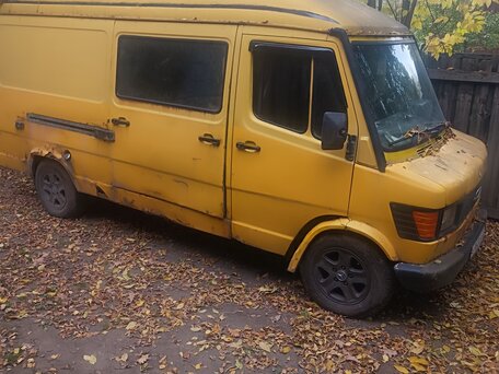 1997 Mercedes-Benz T1, жёлтый, 150000 рублей, вид 1