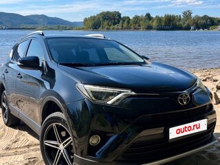 2015 Toyota RAV4 IV (XA40) Рестайлинг, чёрный, 2350000 рублей, вид 3