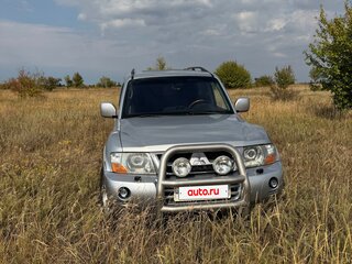 2005 Mitsubishi Pajero III Рестайлинг, серебристый, 1200000 рублей, вид 2