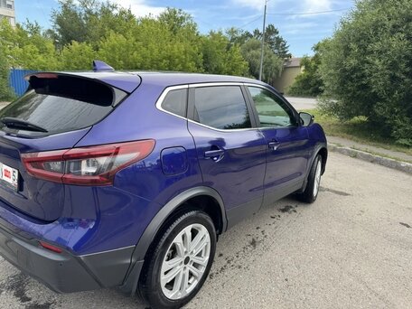 2021 Nissan Qashqai II Рестайлинг, синий, 1930000 рублей, вид 4