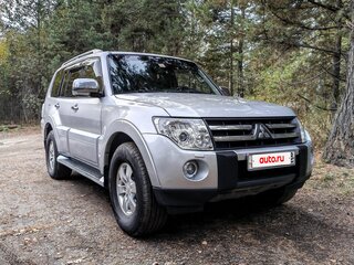 2008 Mitsubishi Pajero IV, серый, 1350000 рублей, вид 4