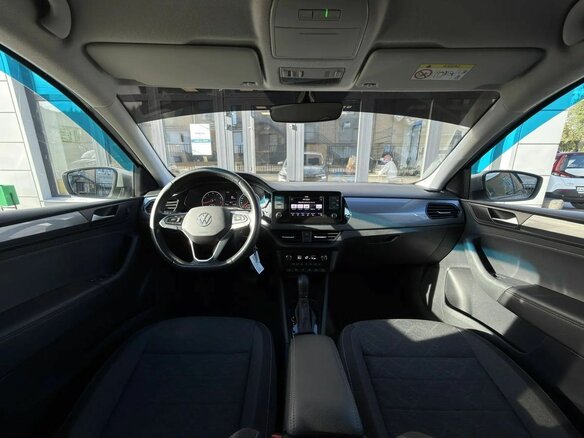 2022 Volkswagen Polo VI, серебристый, 1710000 рублей - вид 15