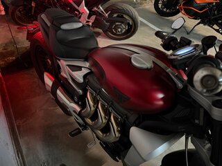 2021 Triumph Rocket 3, красный, 1950000 рублей, вид 5