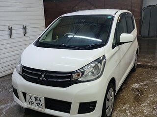2018 Mitsubishi eK Wagon III Рестайлинг, белый, 660000 рублей, вид 1