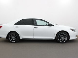 2014 Toyota Camry VII (XV50), белый, 2485000 рублей, вид 3