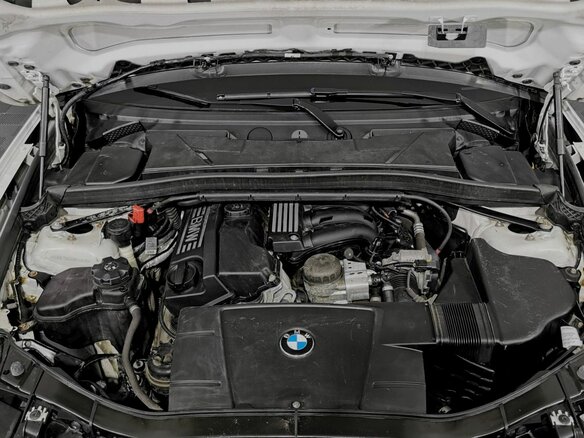 2012 BMW X1 18i I (E84), белый, 1345000 рублей - вид 9