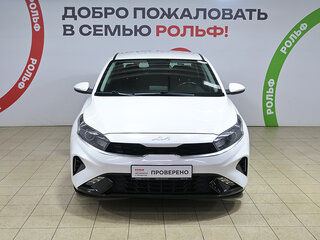 2022 Kia Cerato IV Рестайлинг, белый, 1953000 рублей, вид 2