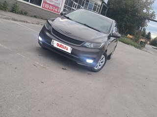 2016 Kia Rio III Рестайлинг, коричневый, 699000 рублей, вид 4