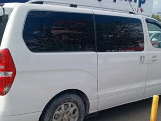 2011 Hyundai Grand Starex I, белый, 1600000 рублей, вид 2
