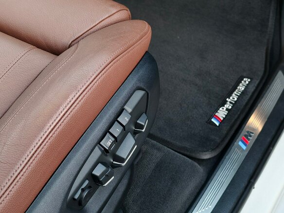 2016 BMW X6 40d II (F16), белый, 3780000 рублей - вид 35