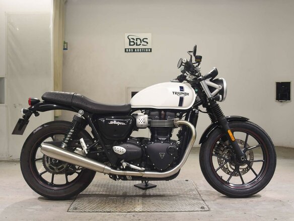 2019 Triumph Street Twin, белый, 757000 рублей - вид 1