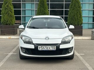 2013 Renault Megane III Рестайлинг, белый, 620000 рублей, вид 2